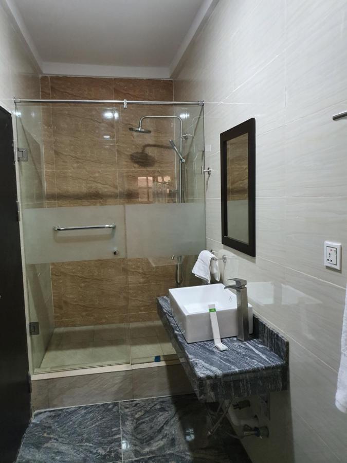 Residency Hotel Lagos Airport מראה חיצוני תמונה