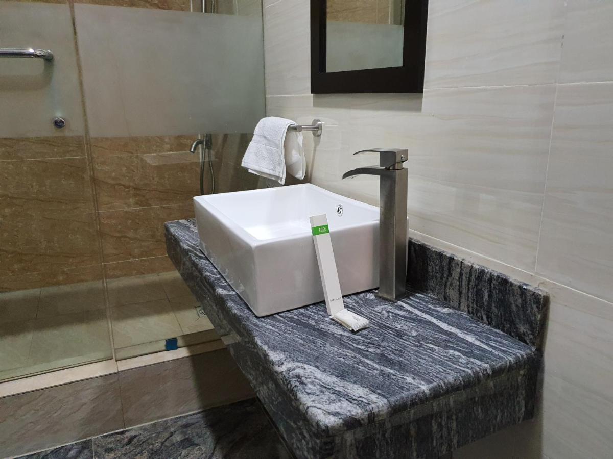 Residency Hotel Lagos Airport מראה חיצוני תמונה